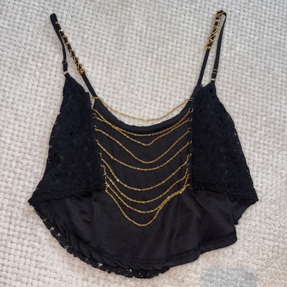 Open Chain Back Black Crop Top - Picture 2 of 4